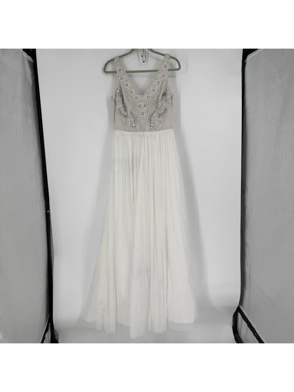 Adrianna Papell dress 8 formal wedding dance beaded maxi white sleeveless